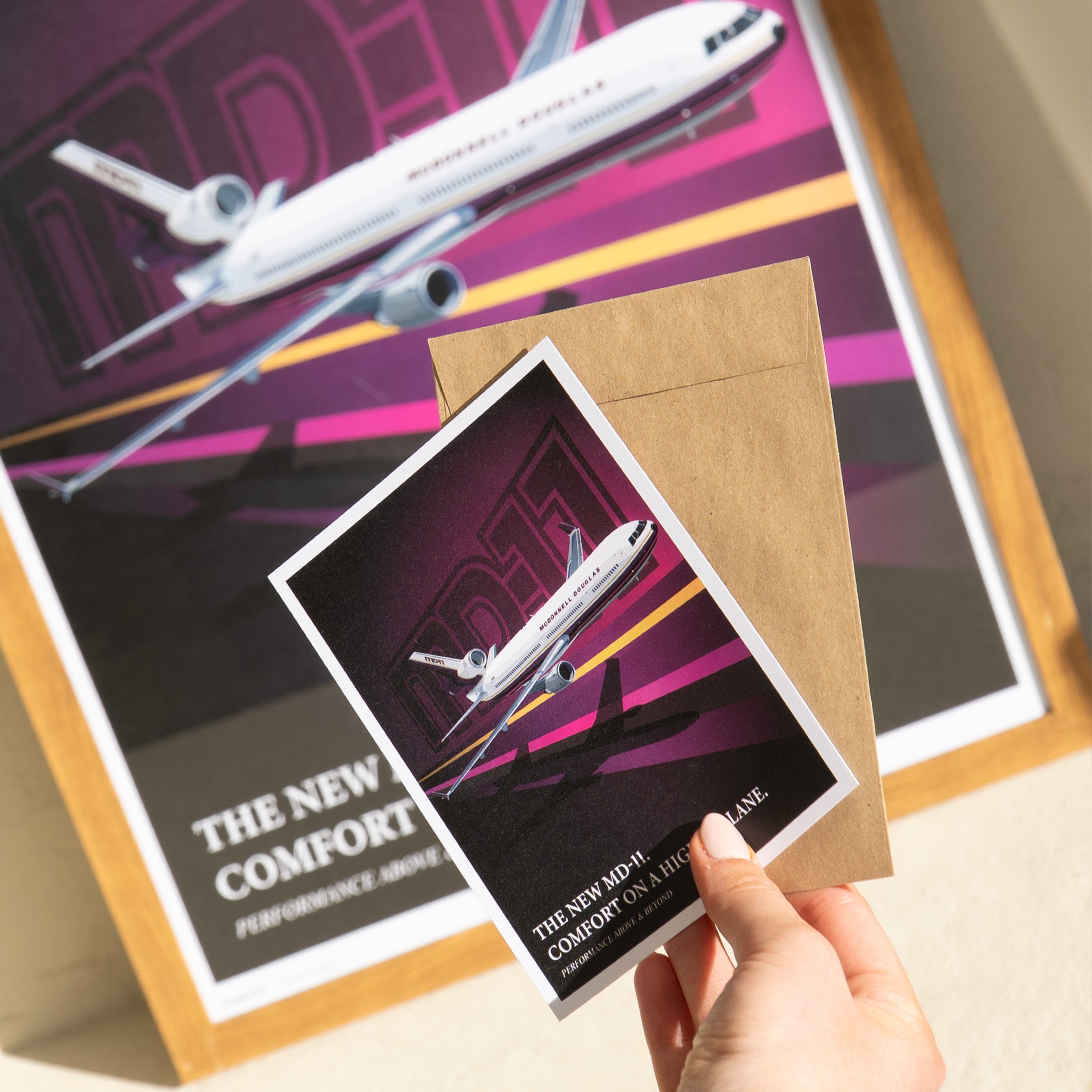 Collectors postcard: McDonnell Douglas MD-11 prototype N211MD promo